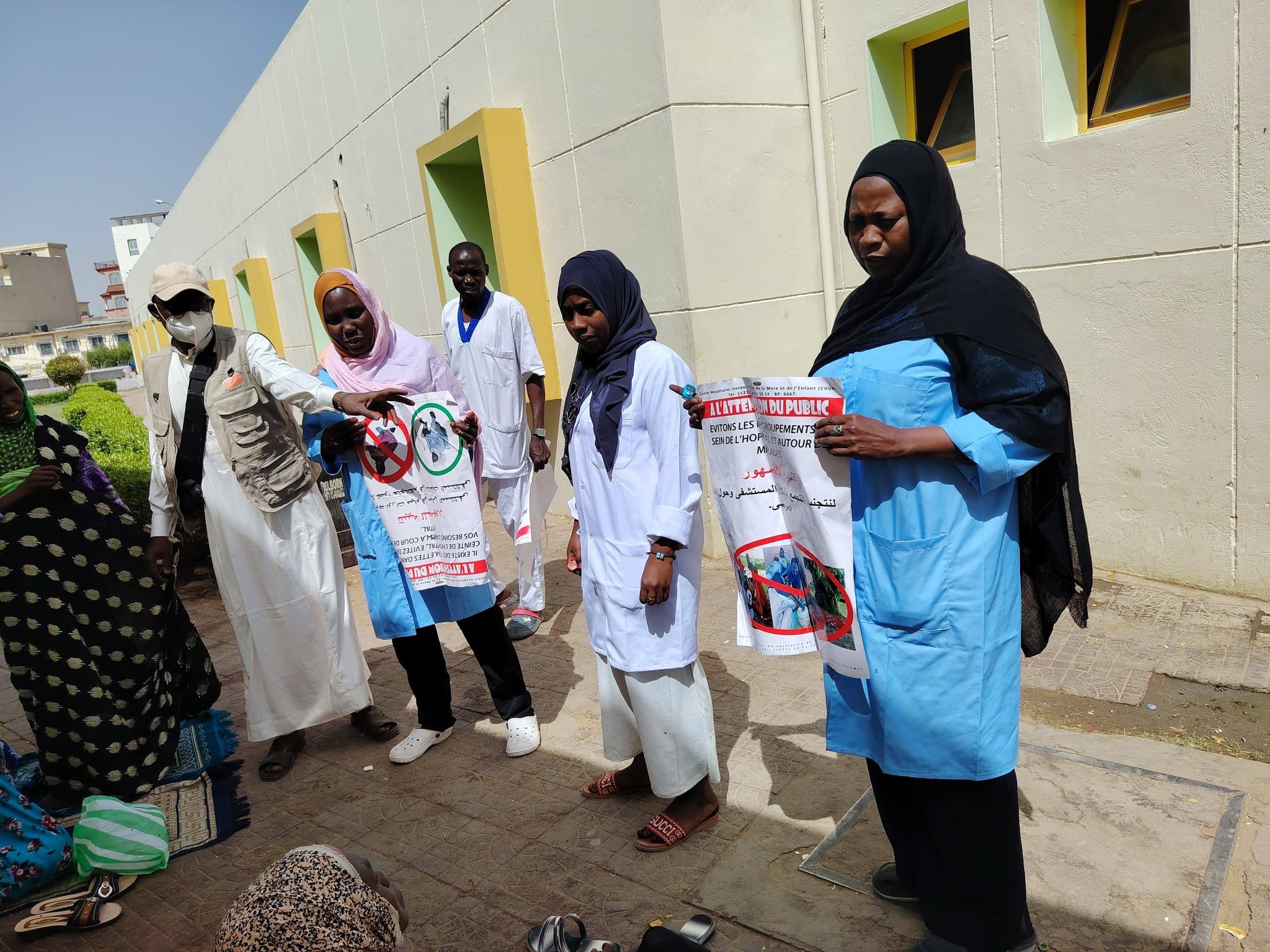 تشاد – الصحة: حملة توعوية لتعزيز النظافة داخل مركز الاستشفاء للأم والطفل